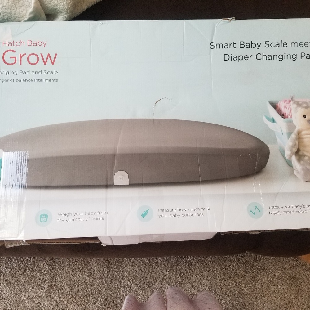 Hatch baby grow scale/changing table pad